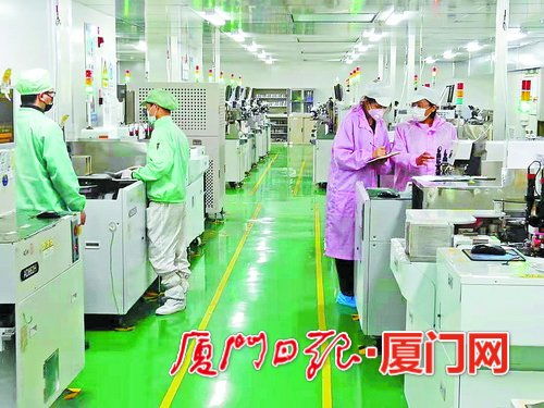 全力以赴生產 光莆電子優先保證發往疫區醫院和醫療隊的消毒殺菌產品產能